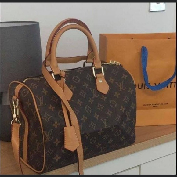 Replica Speedy Louie Vuitton - Picture 1 of 9